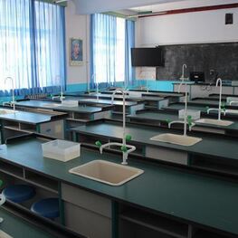 教學(xué)設(shè)備器材合作授權(quán)